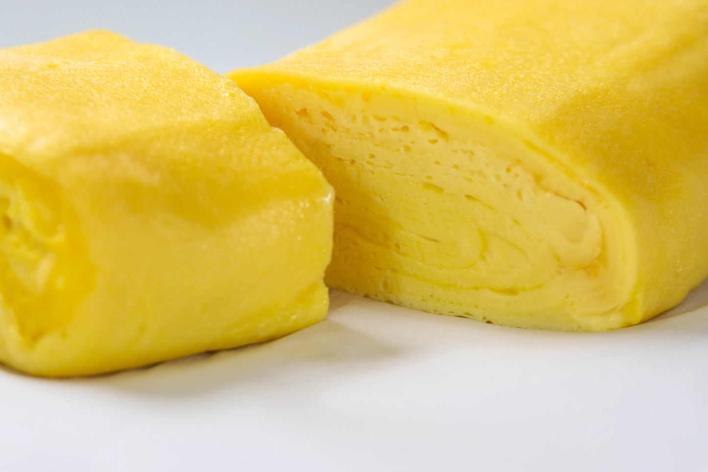 Gokufuwa Dashimaki Tamago (Extremely fluffy plain rolled egg)